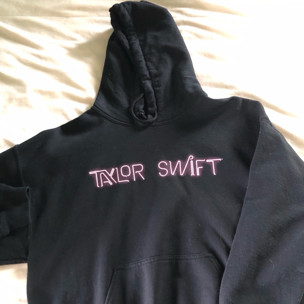 Taylor Swift hoodie